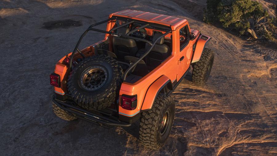  Jeep Sandstorm Concept (JL) 2018 года  (фото 22 из 50)